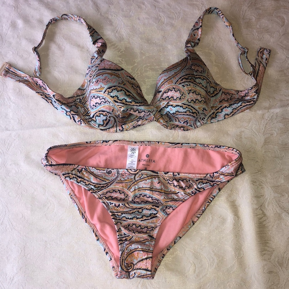 Athleta Bikini 2 Piece Swimsuit 32B and Med